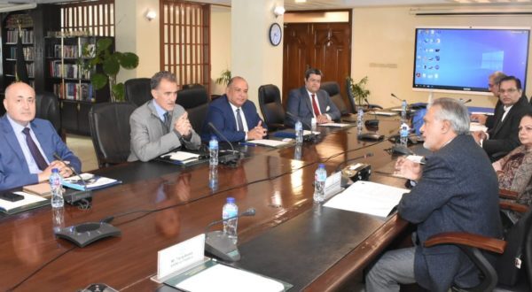 BB Energy keen to supply LNG, petroleum products to Pakistan
