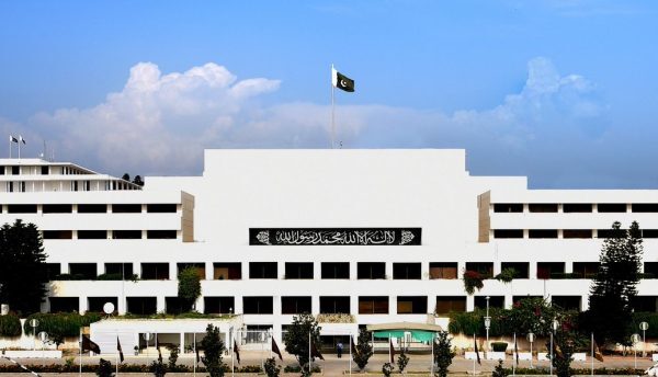 NA committee recommends comprehensive super tax applicable to all entities, based on profits
