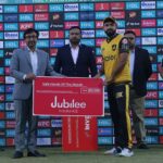 Jubilee Life Insurance’s Atif Dildar Khan presenting safe hand of the Match award to Aamer Jamal