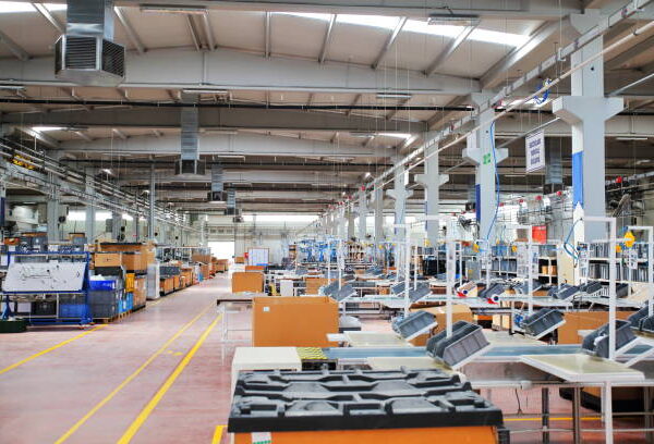 Big industry grows by 0.06 % in February 2024