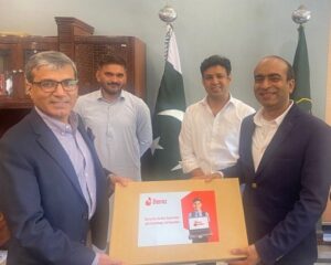 Daraz Pakistan donates 200 laptops to govt schools