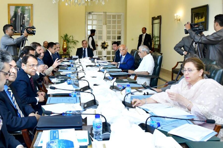 PM for inclusion of mega incentives for IT sector in fiscal budget