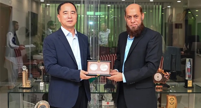 Chairman PTA, CEO Zong 4G discuss future of digitalization in Pakistan