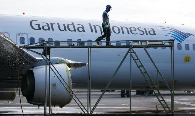 Flag carrier Garuda Indonesia completes flight test with palm oil-blended jet fuel