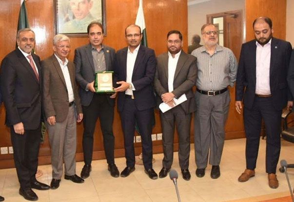 Karachi gateway terminal business community shocked at three-fold increase in charges