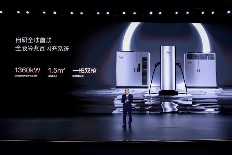 BYD Super e-Platform opens era of ‘fuel and electricity at the same speed’ with Megawatt flash charging