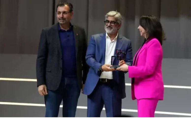 Mobilink Bank wins prestigious GLOMO Award for ‘The Invisible Heirs’ Campaign