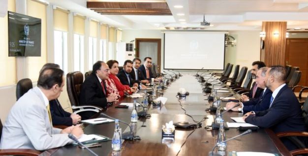 Alvarez & Marsal keen to invest in Pakistan