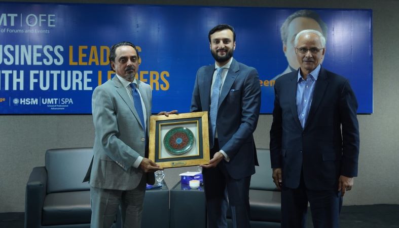 Farooq Naseem, Chairman & CEO DWP Group, Inspires Future Leaders at UMT