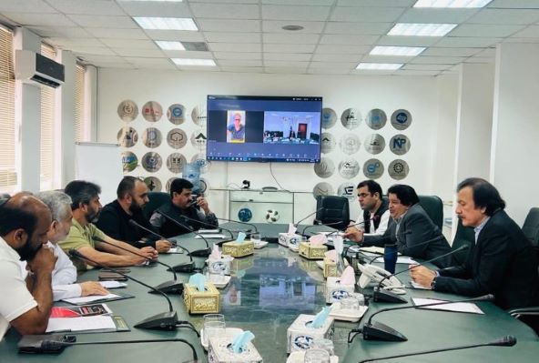 Pakistan Reviews Strategic Progress of Electric Vehicle Policy 2025–30