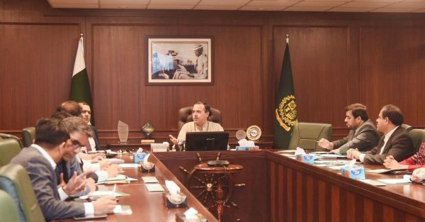Port Qasim cuts exporter charges by 50% to boost trade, economic growth: Junaid Chaudhry