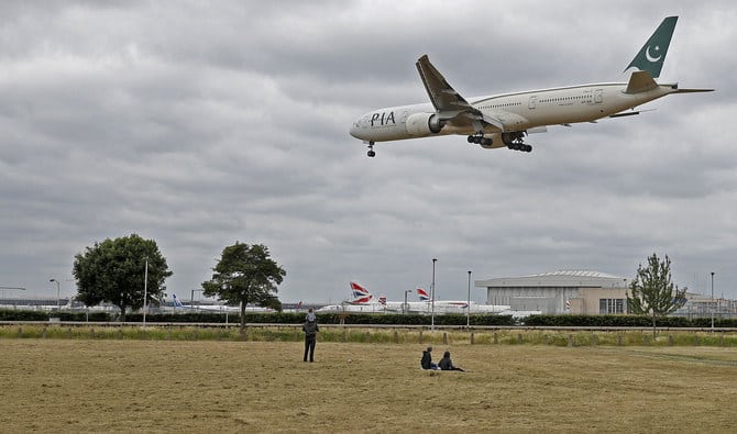 UK Lifts Ban on Pakistani Airlines After 4 Years