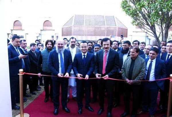 Minister inaugurates “Made in Uzbekistan” exhibition at Pakistan-Uzbekistan Business Forum